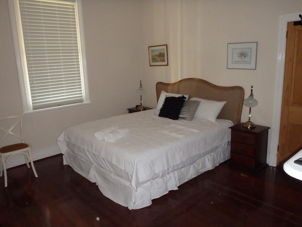 Hamptons Inn Bed & Breakfast Fremantle Room photo